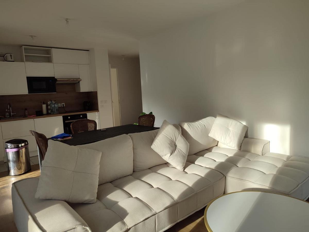 Chambre Privee Dans Un Nouvel Appartement Partage Pres De Paris Avec Parking Gratuit Chevilly-Larue Buitenkant foto