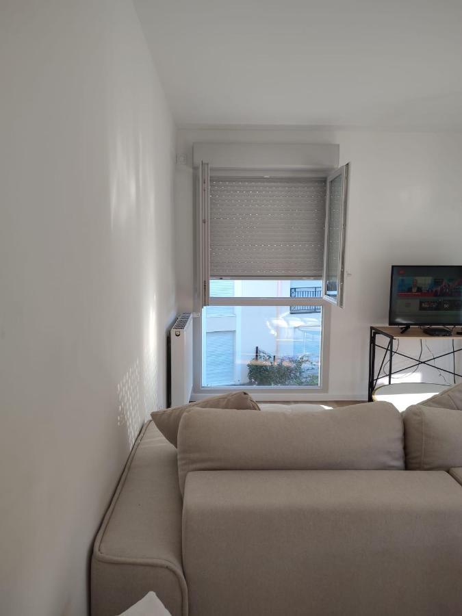 Chambre Privee Dans Un Nouvel Appartement Partage Pres De Paris Avec Parking Gratuit Chevilly-Larue Buitenkant foto